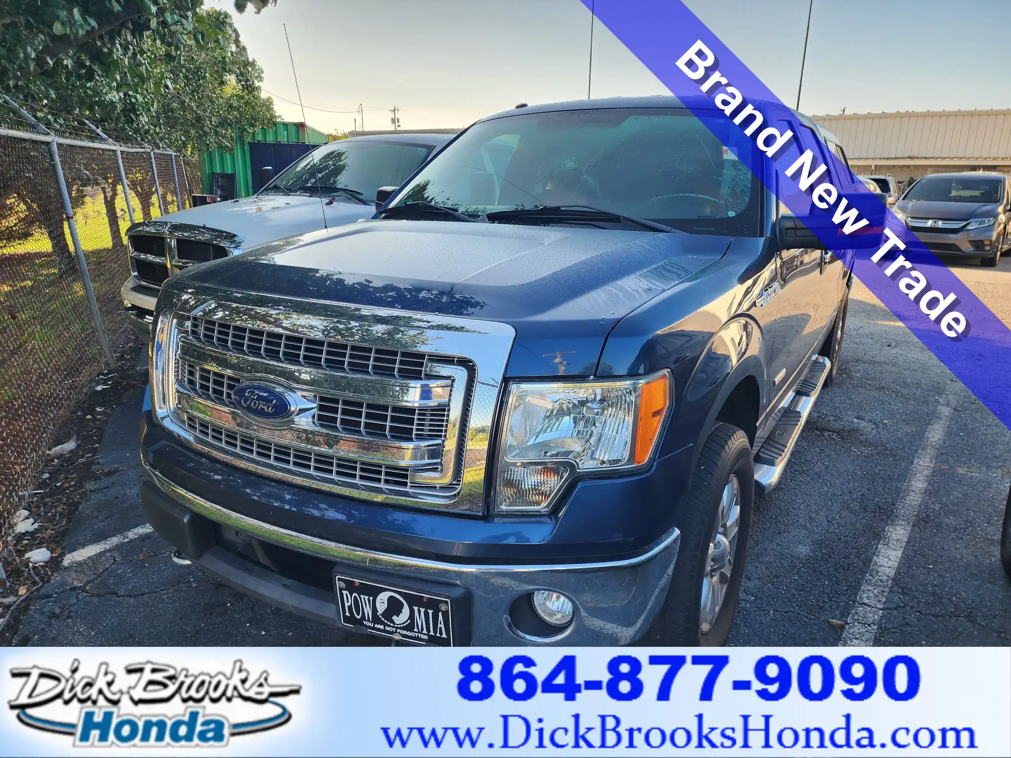 2013 Ford F-150 XLT 4WD SuperCrew 145 in's photo
