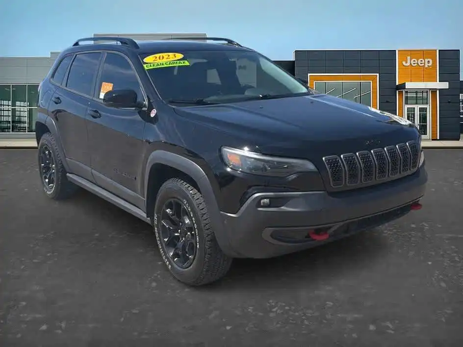 2023 Jeep Cherokee Trailhawk 4X4's photo