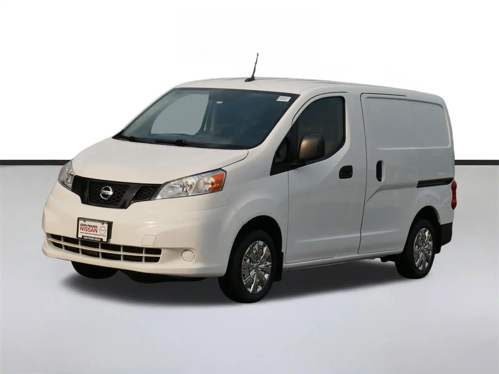 2021 Nissan NV200 S's photo