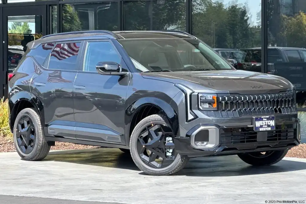 2027 Kia Seltos X-Line AWD S's photo