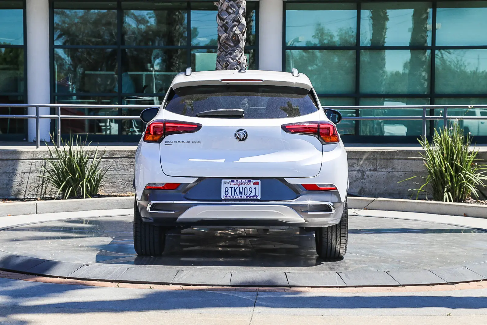 2020 Buick Encore GX Essence AWD photo 4