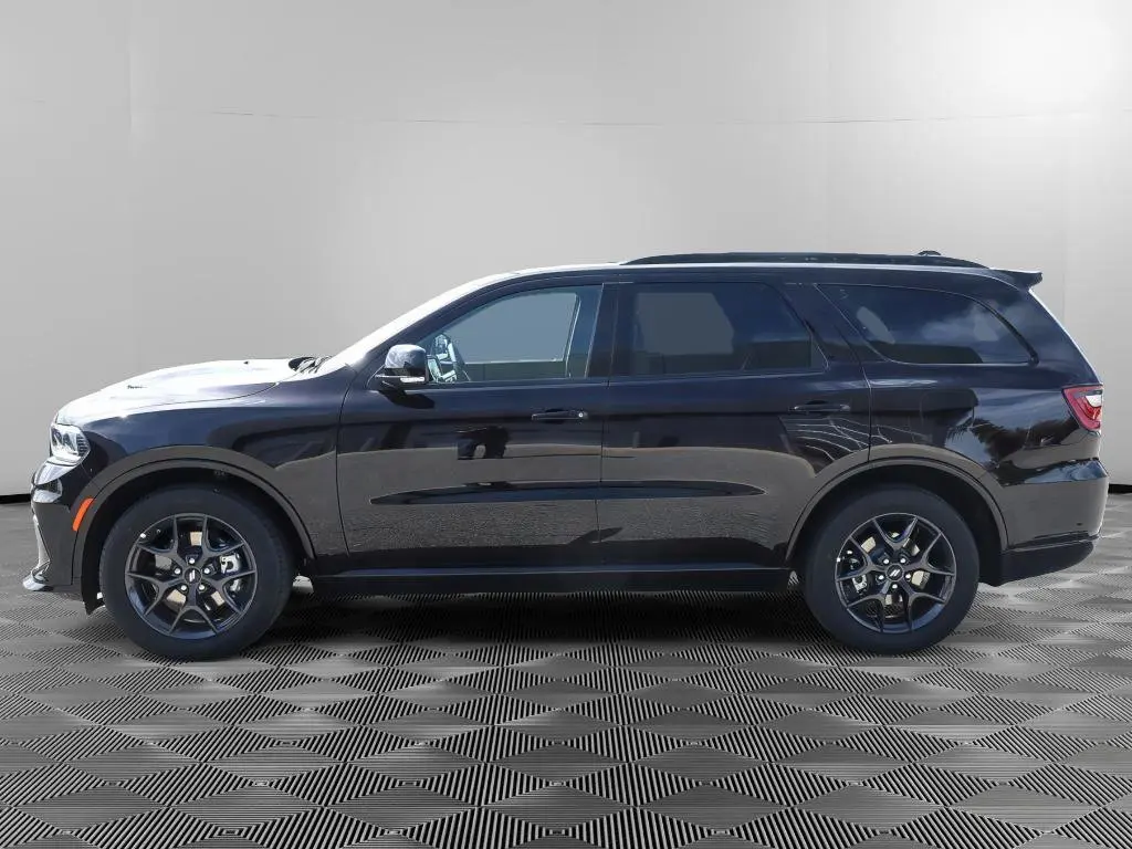 2027 Dodge Durango HEMI V8 GT AWD Plus photo 3