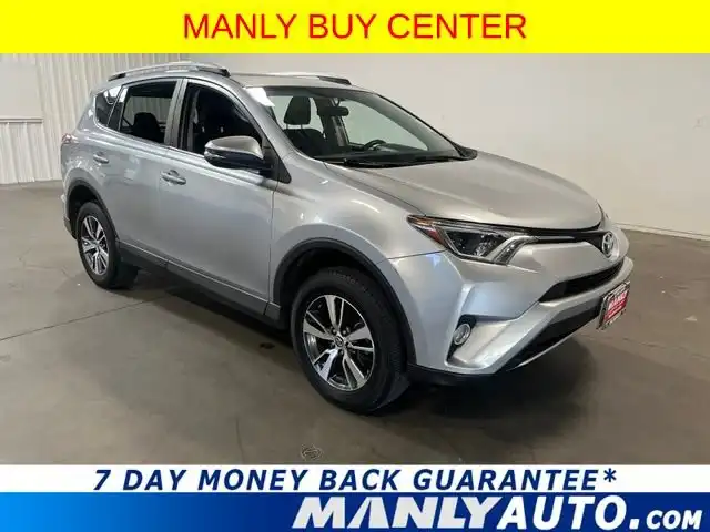 2016 Toyota RAV4 XLE's photo