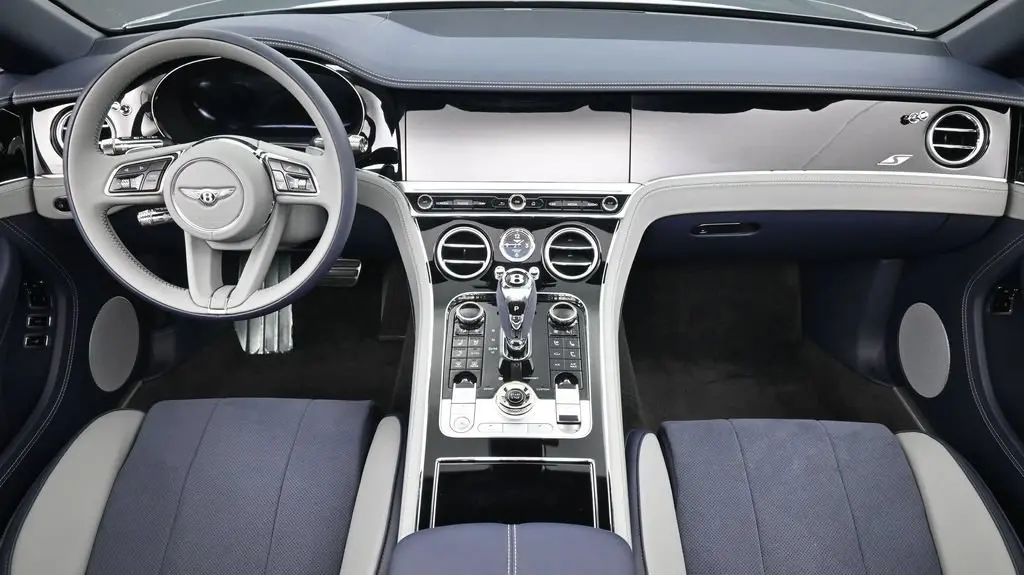2026 Bentley Continental GT undefined photo 4