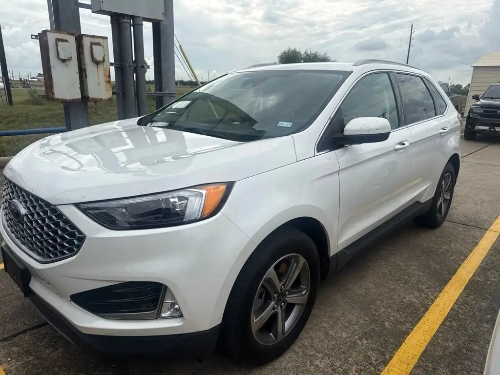 2024 Ford Edge SEL AWD photo 1