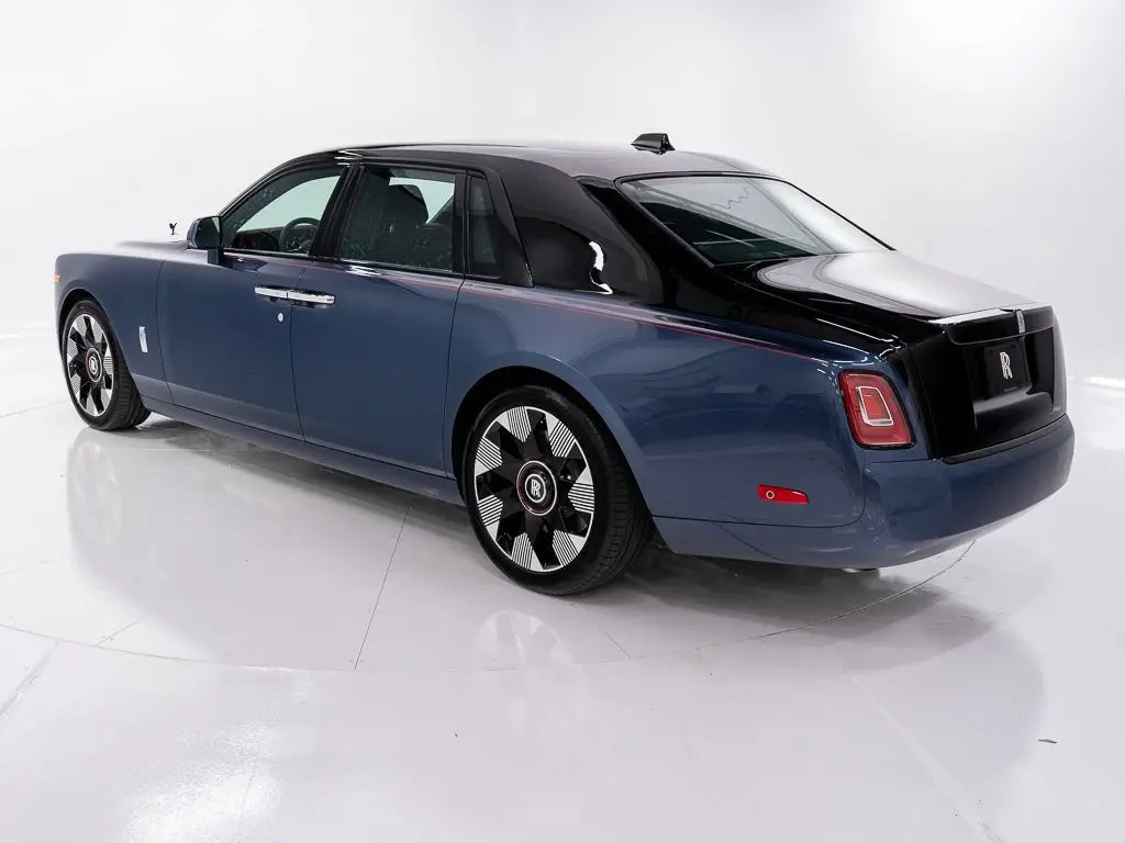 2026 Rolls-Royce Phantom Base photo 3