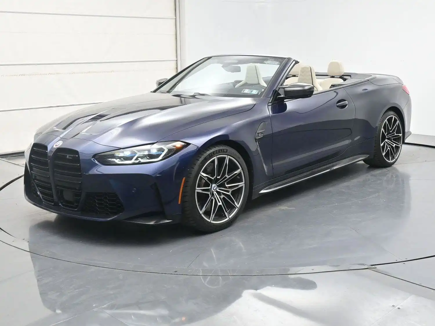 2023 BMW M4 Competition Convertible xDrive's photo