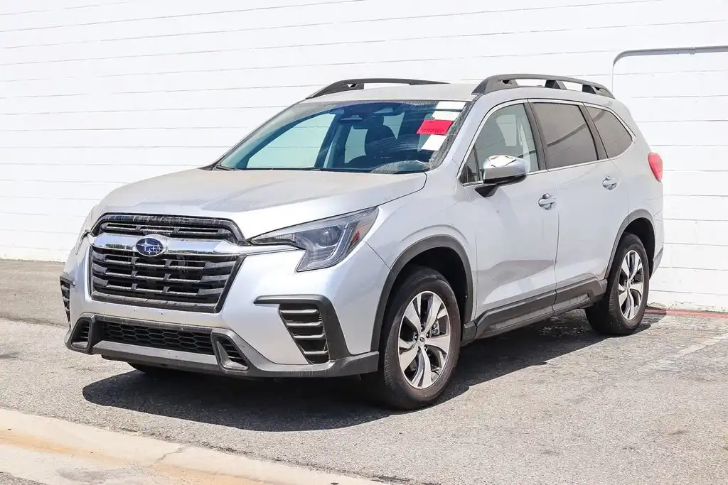 2025 Subaru Ascent Premium 7 Passenger's photo