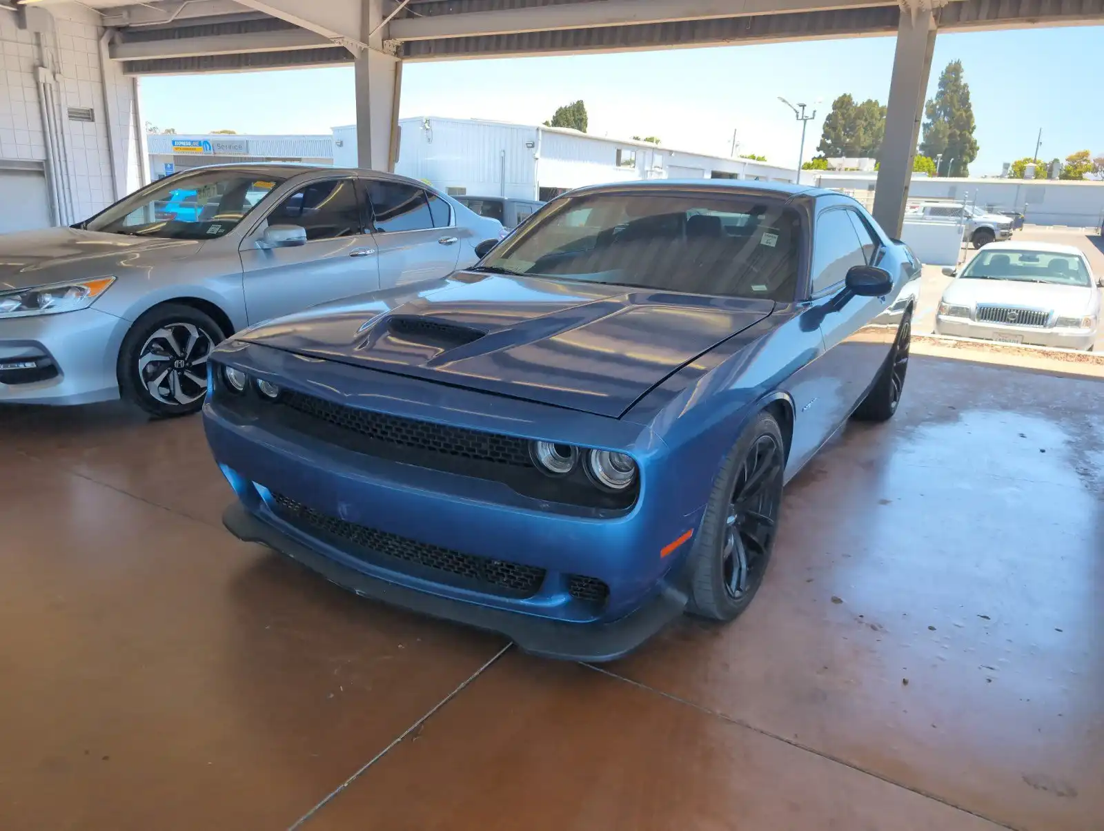 2022 Dodge Challenger R/T's photo