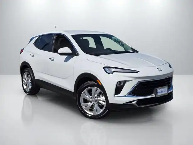 2025 Buick Encore GX Preferred's photo