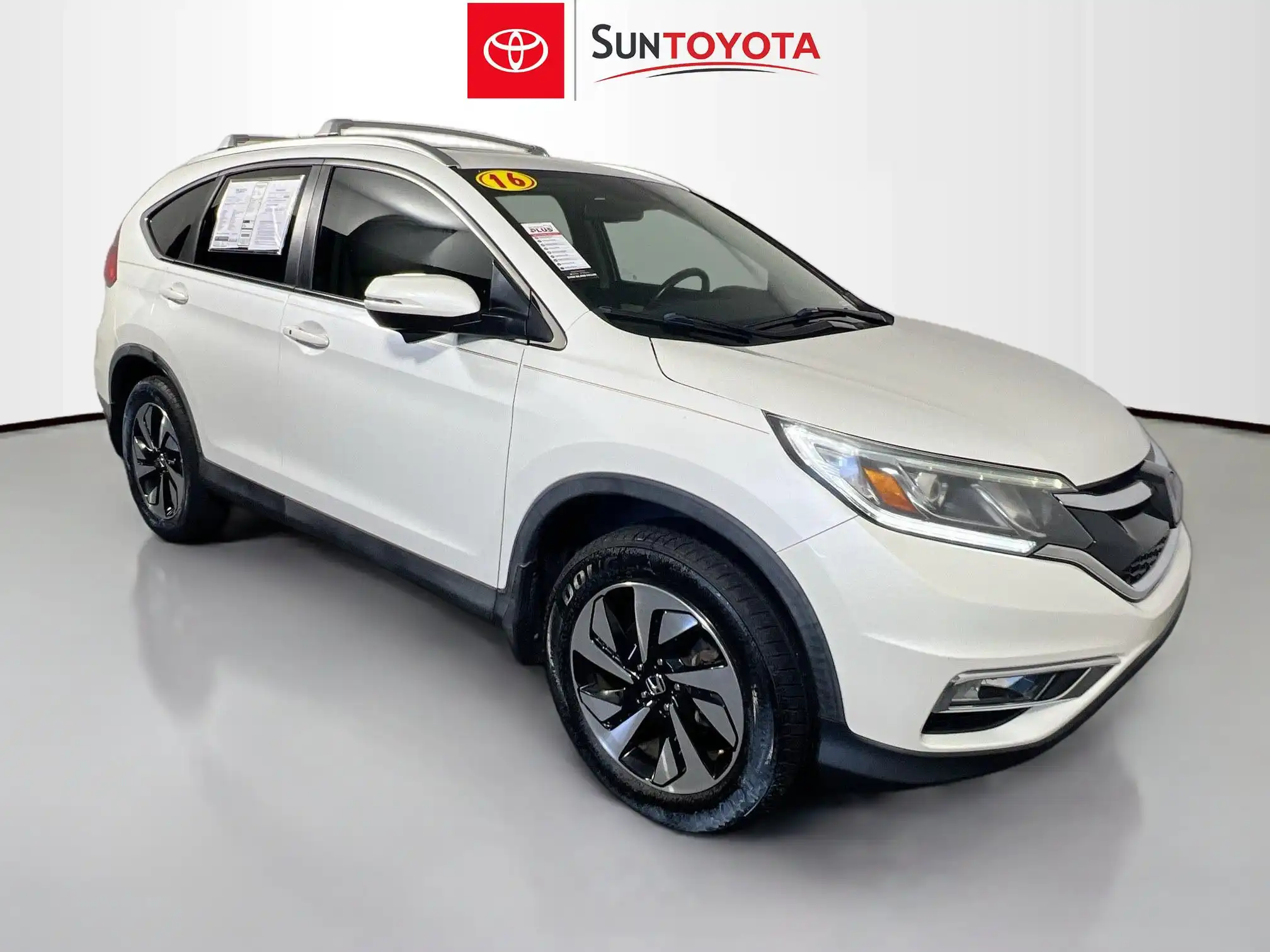 2016 Honda CR-V Touring 2WD's photo