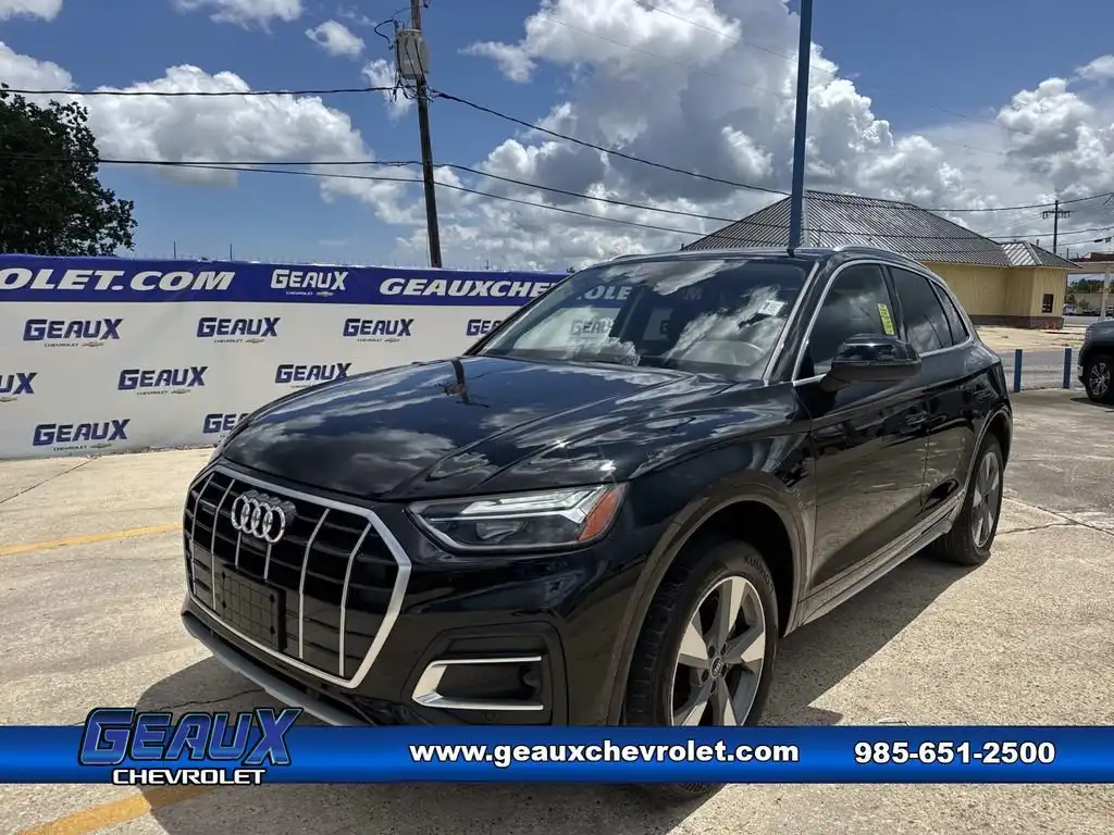 2023 Audi Q5 40 Premium Plus's photo