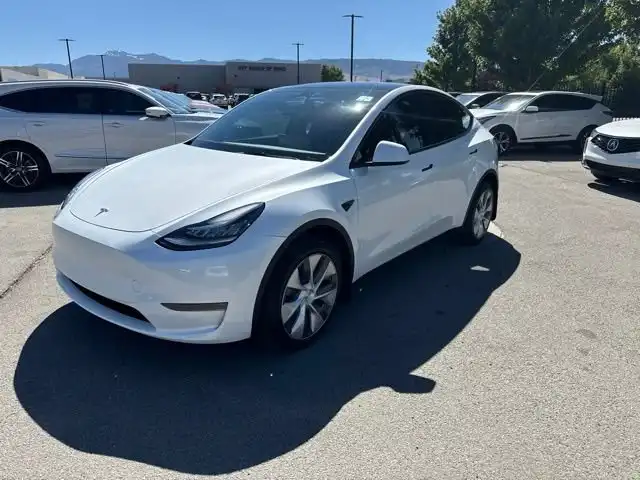 2023 Tesla Model Y Long Range Dual Motor All-Wheel Drive's photo