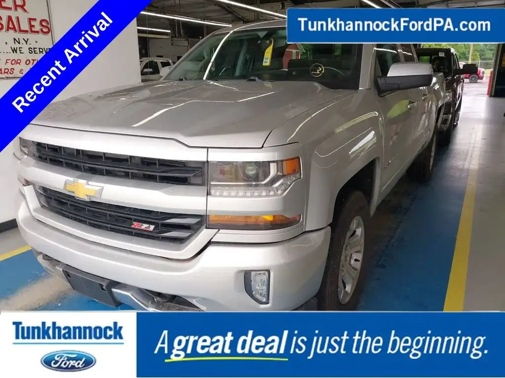 2019 Chevrolet Silverado 1500 LT Z71 4X4 Double Cab Std Box's photo