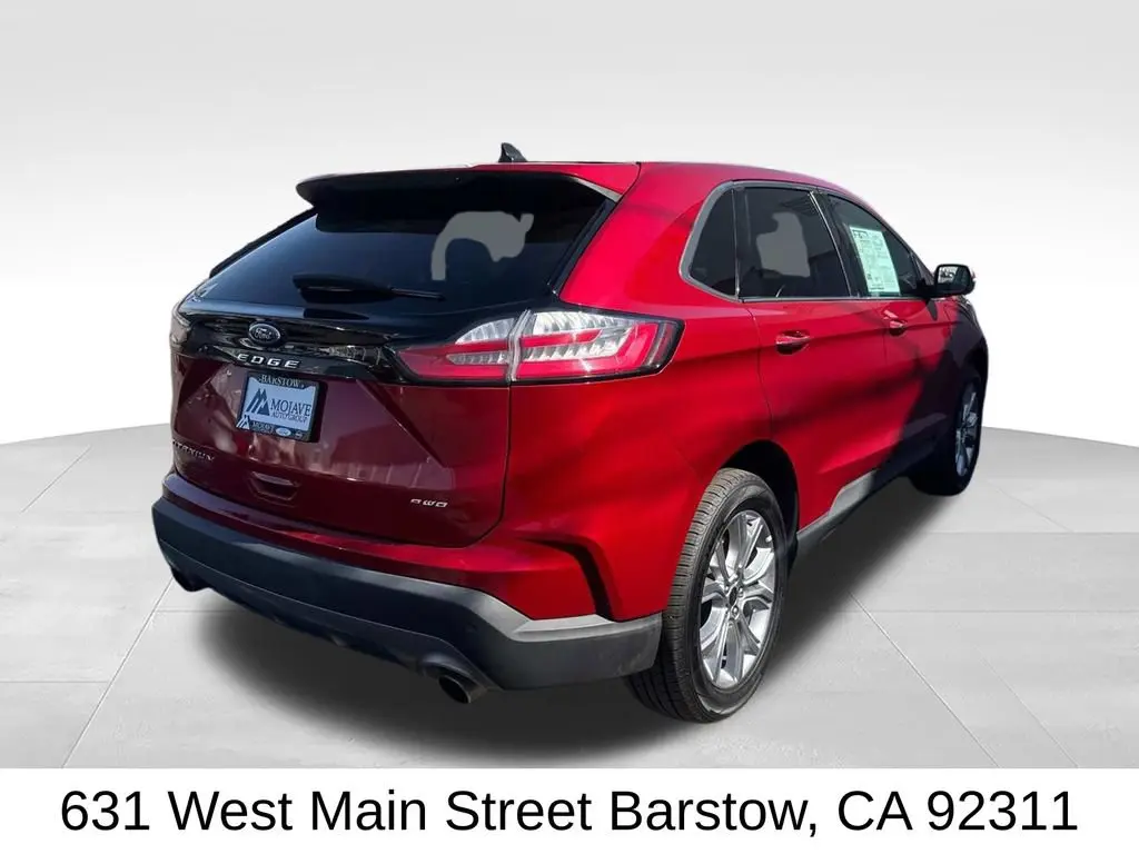 2024 Ford Edge Titanium AWD photo 5