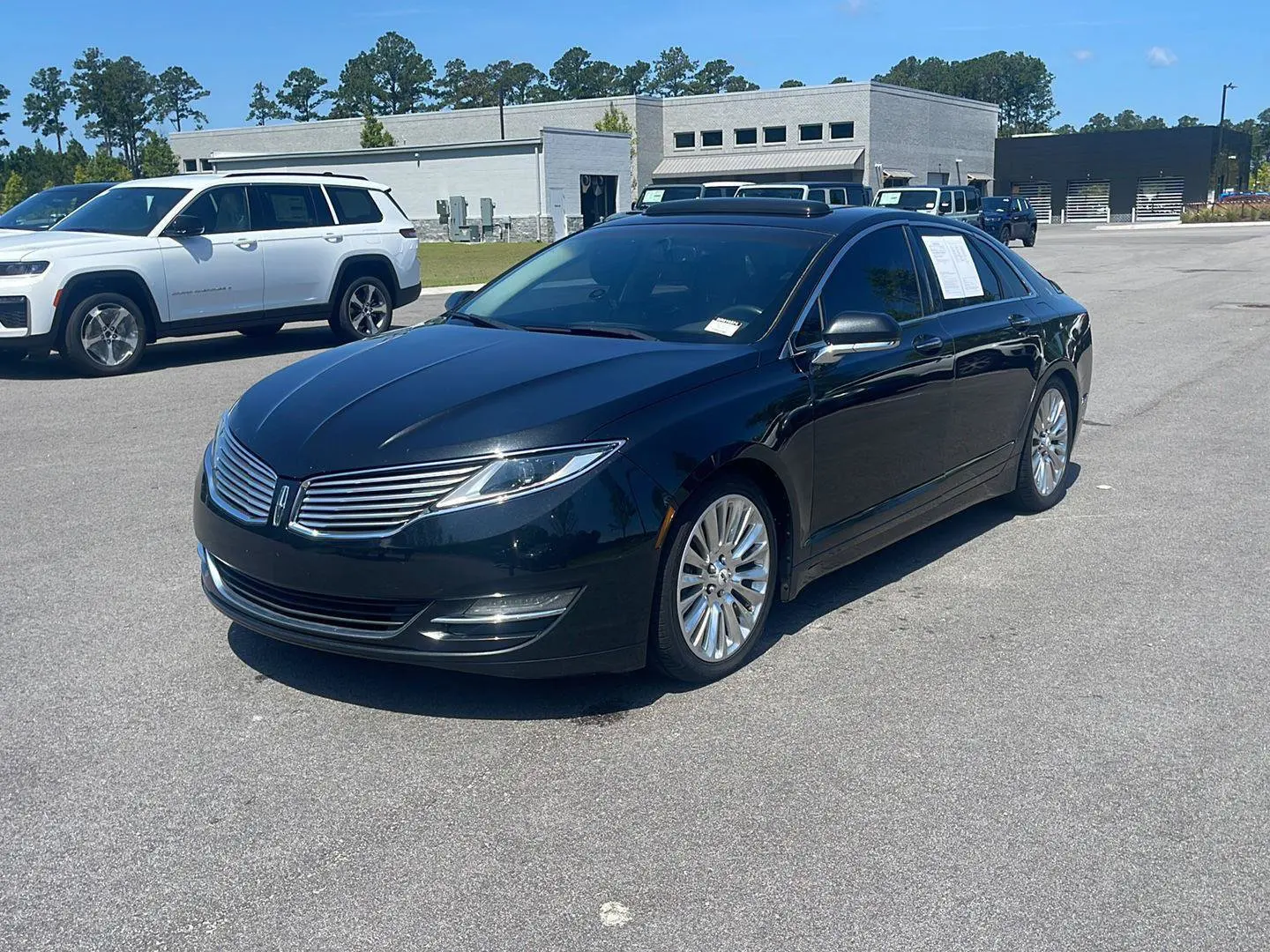 2013 Lincoln MKZ Front Wheel Drive photo 3