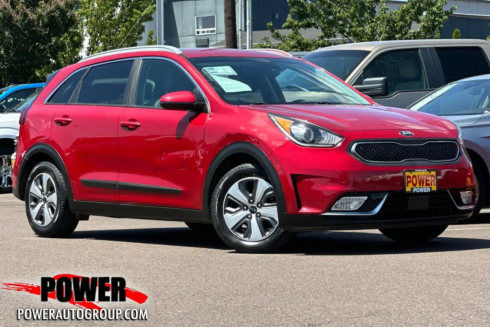 2019 Kia Niro LX's photo