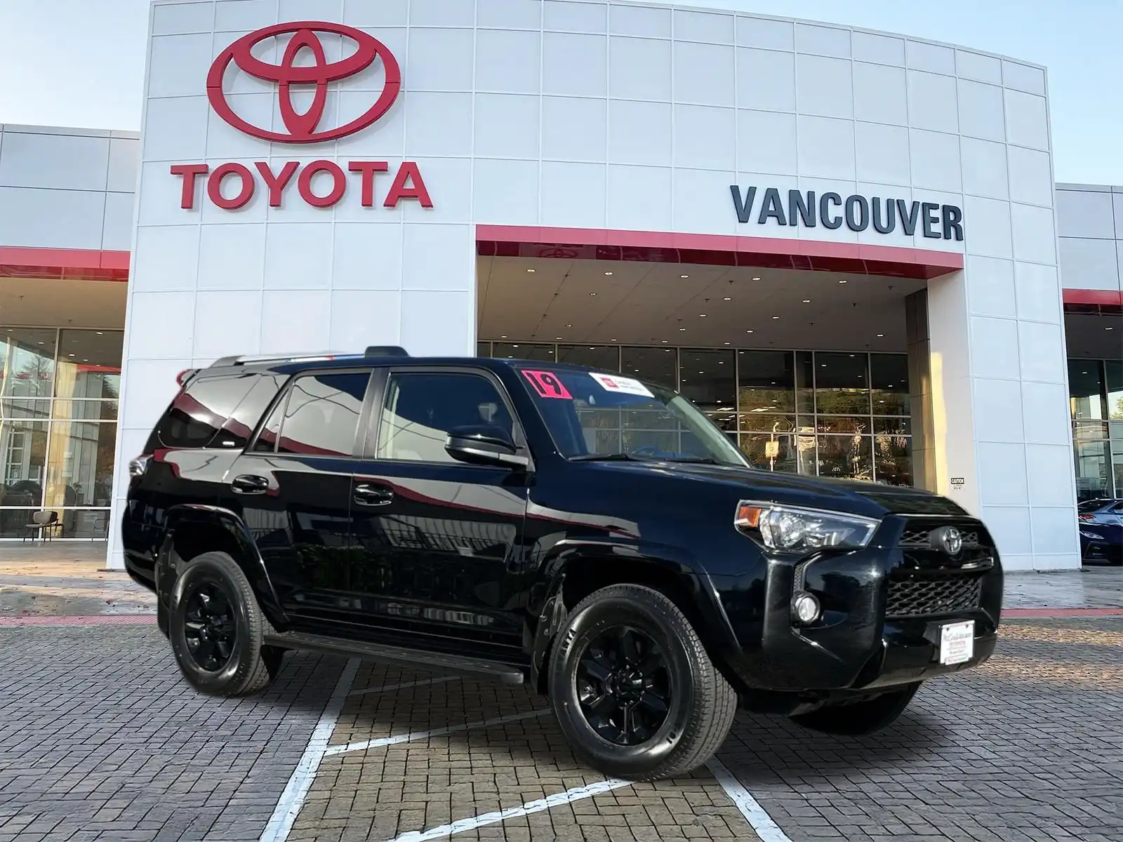 2019 Toyota 4Runner SR5 4x4 V6's photo