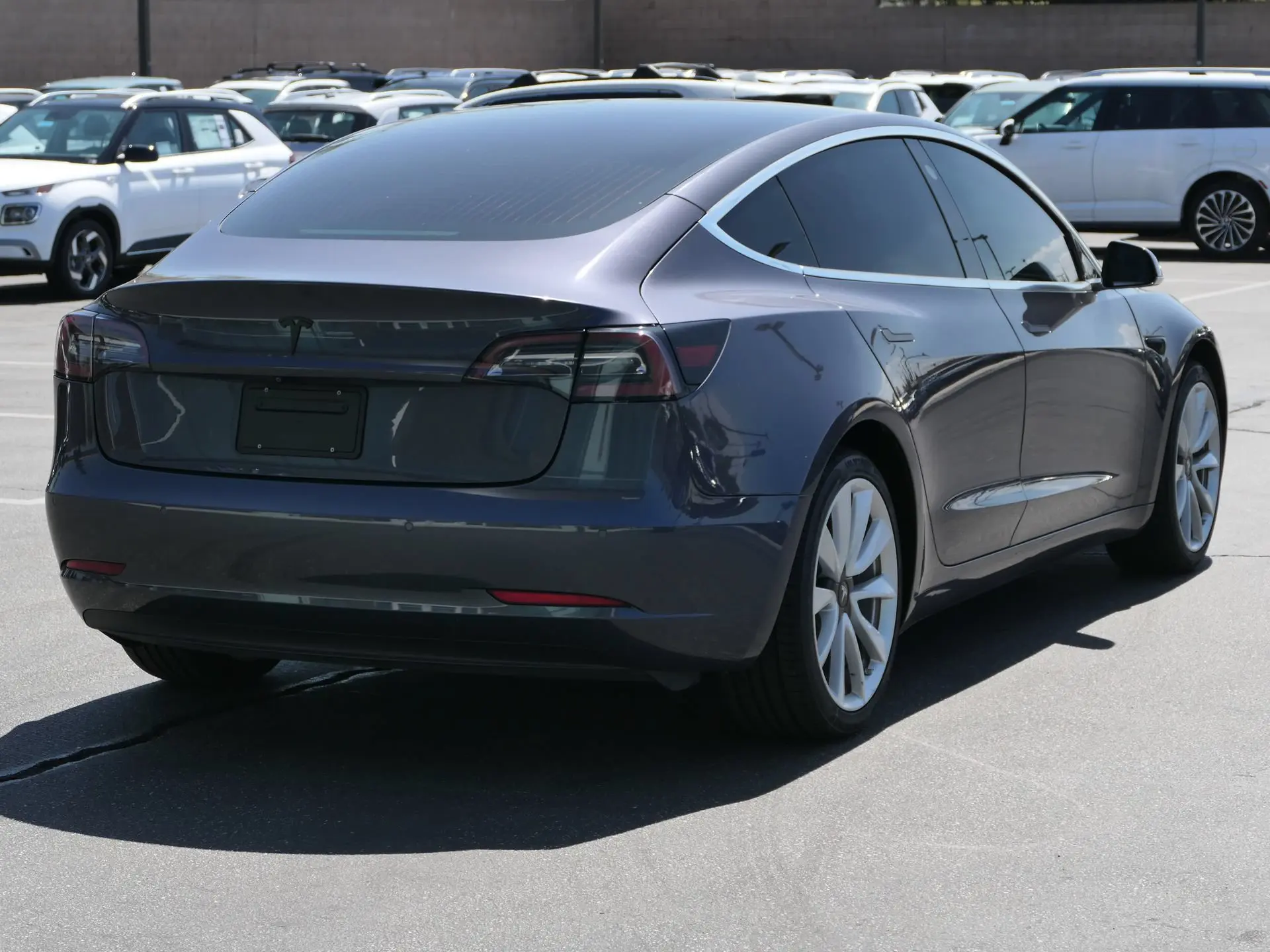 2019 Tesla Model 3 Standard Range Plus photo 3