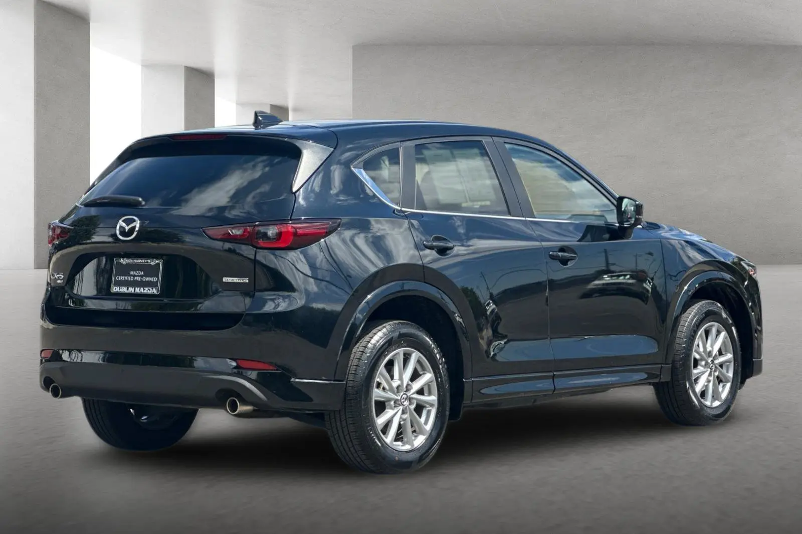 2025 Mazda CX-5 Select AWD Auto Package S photo 4
