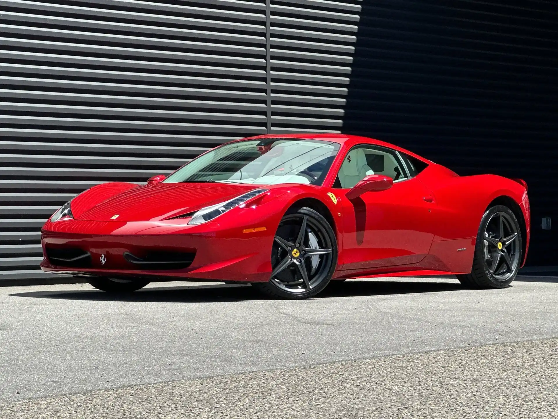 2010 Ferrari 458 Base's photo