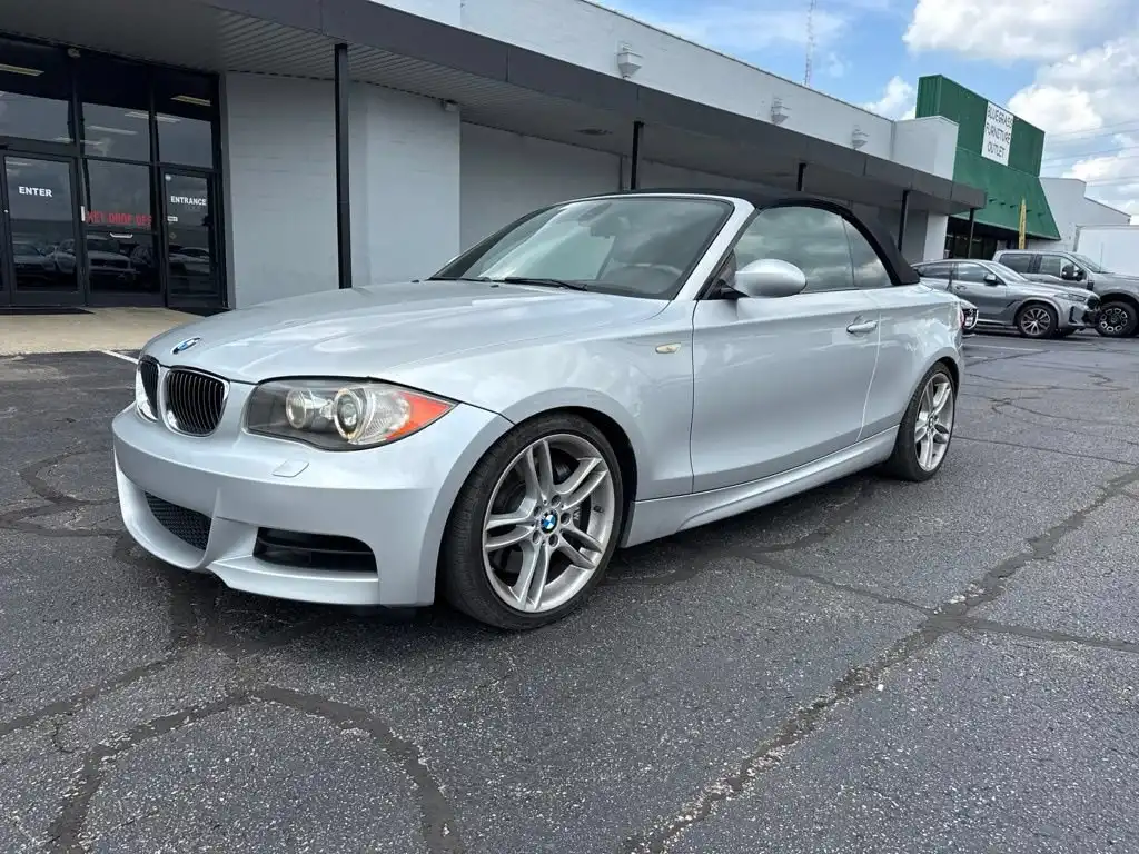 2009 BMW 1 Series 135i Convertible's photo