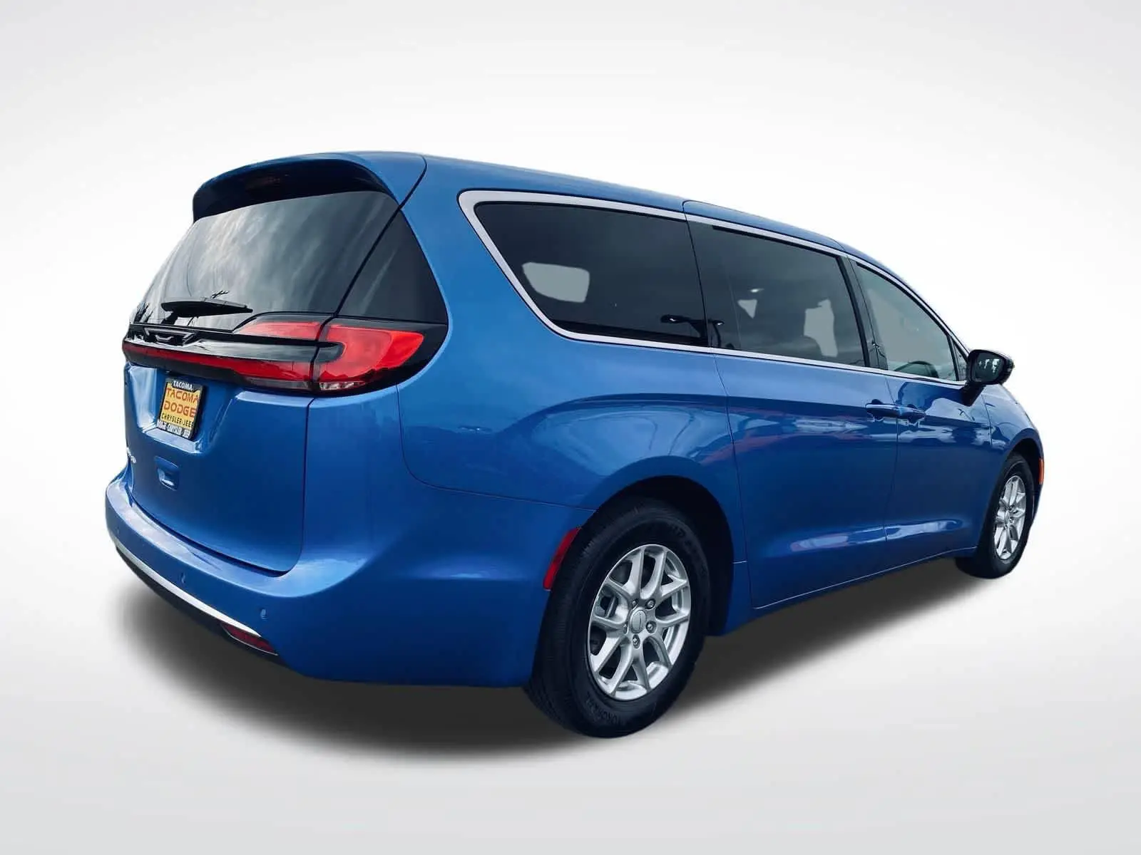 2027 Chrysler Pacifica Select photo 5