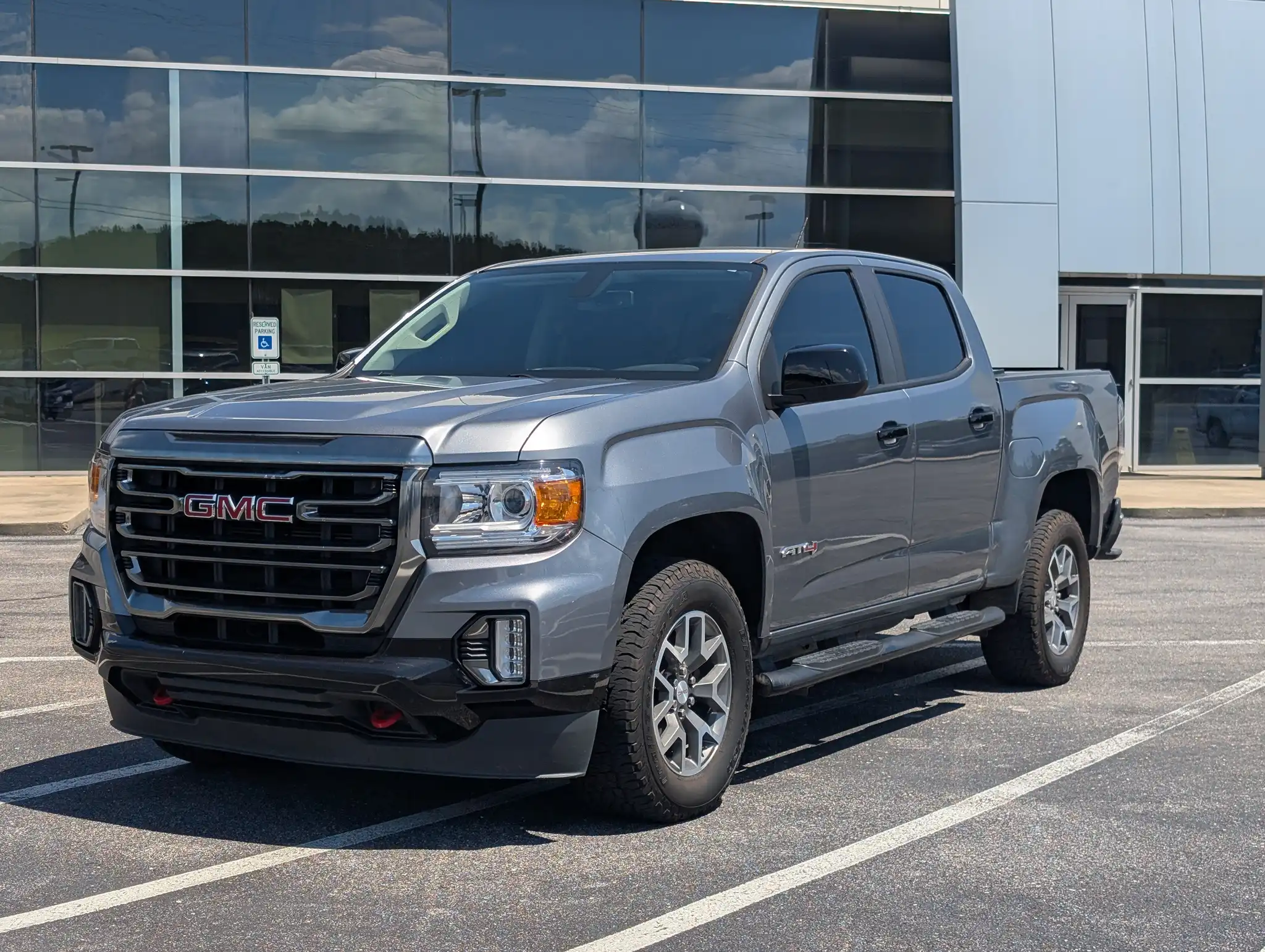 2021 GMC Canyon AT4 4WD Crew Cab Short Box Cloth's photo