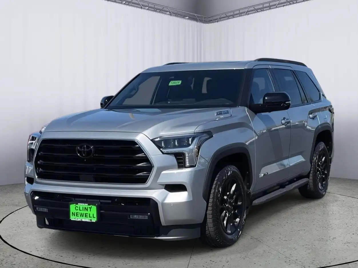 2026 Toyota Sequoia Limited 4WD i-FORCE MAX Hybrid's photo