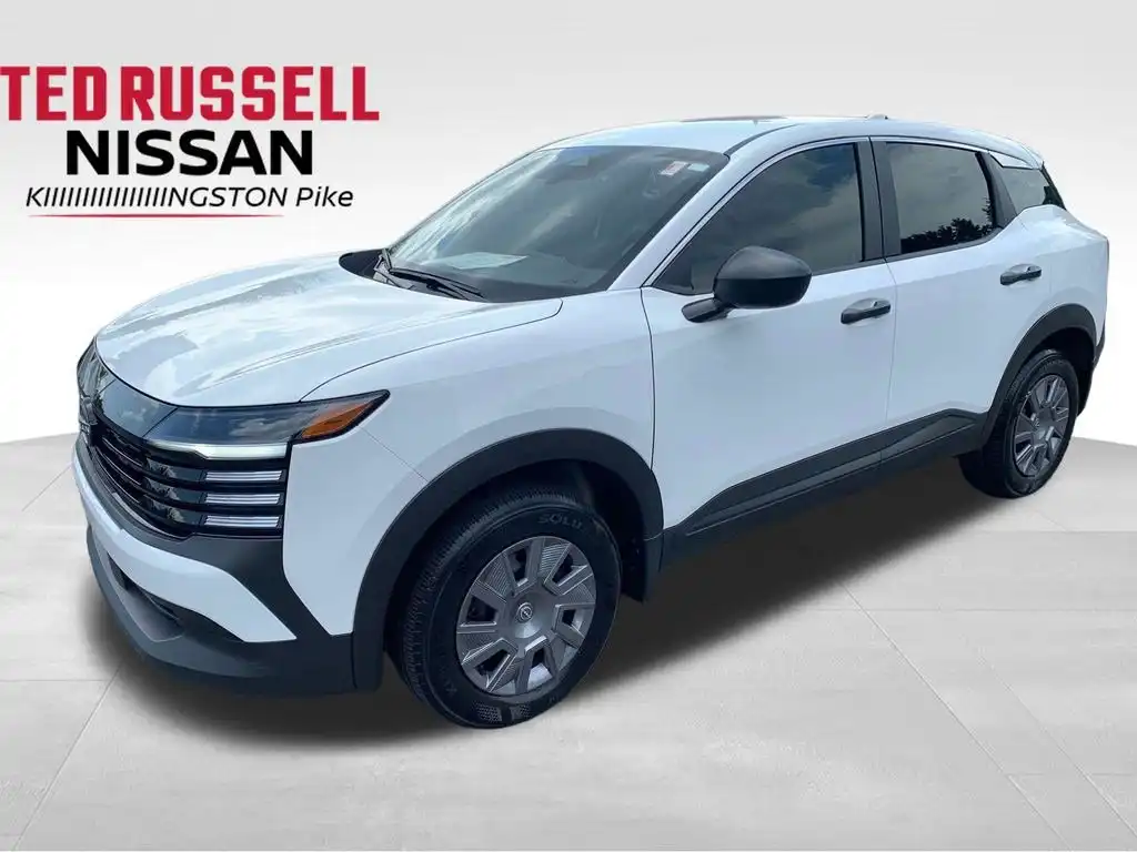 2025 Nissan Kicks 2.0 S's photo