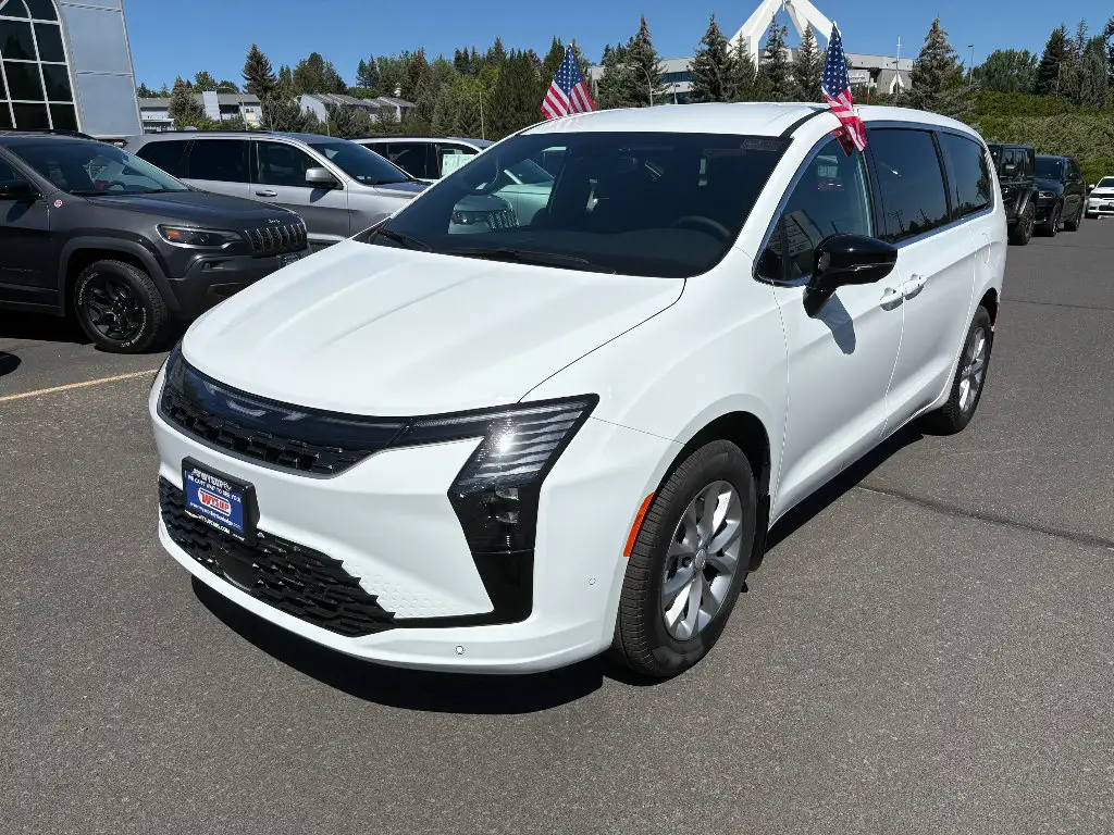 2027 Chrysler Pacifica Select AWD photo 1