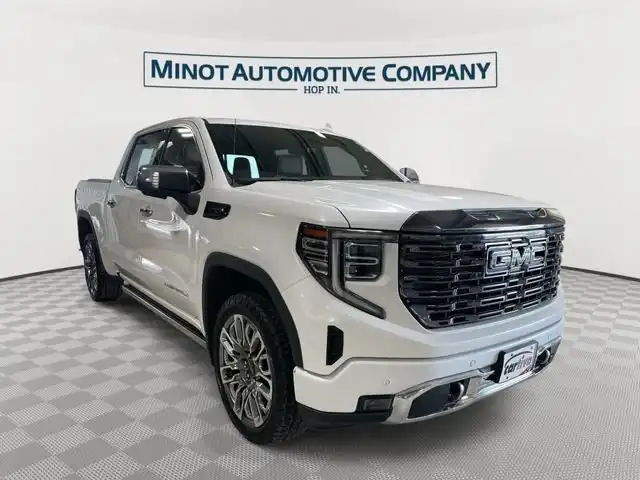 2024 GMC Sierra 4WD Crew Cab Short Box Denali Ultimate's photo
