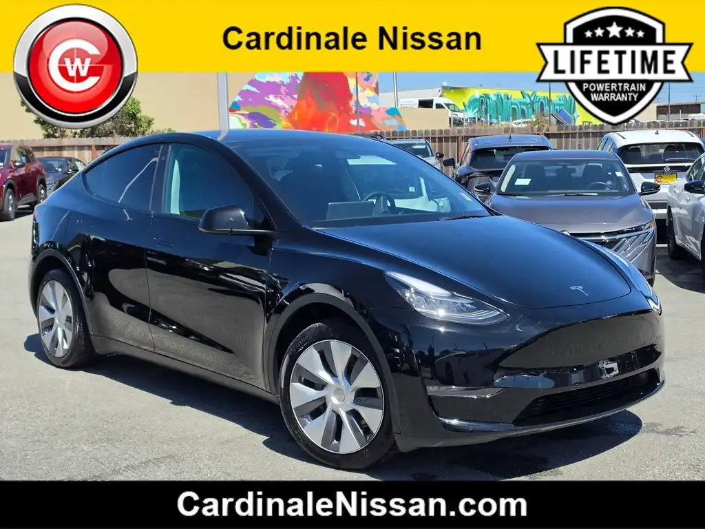 2023 Tesla Model Y Long Range Dual Motor All-Wheel Drive's photo