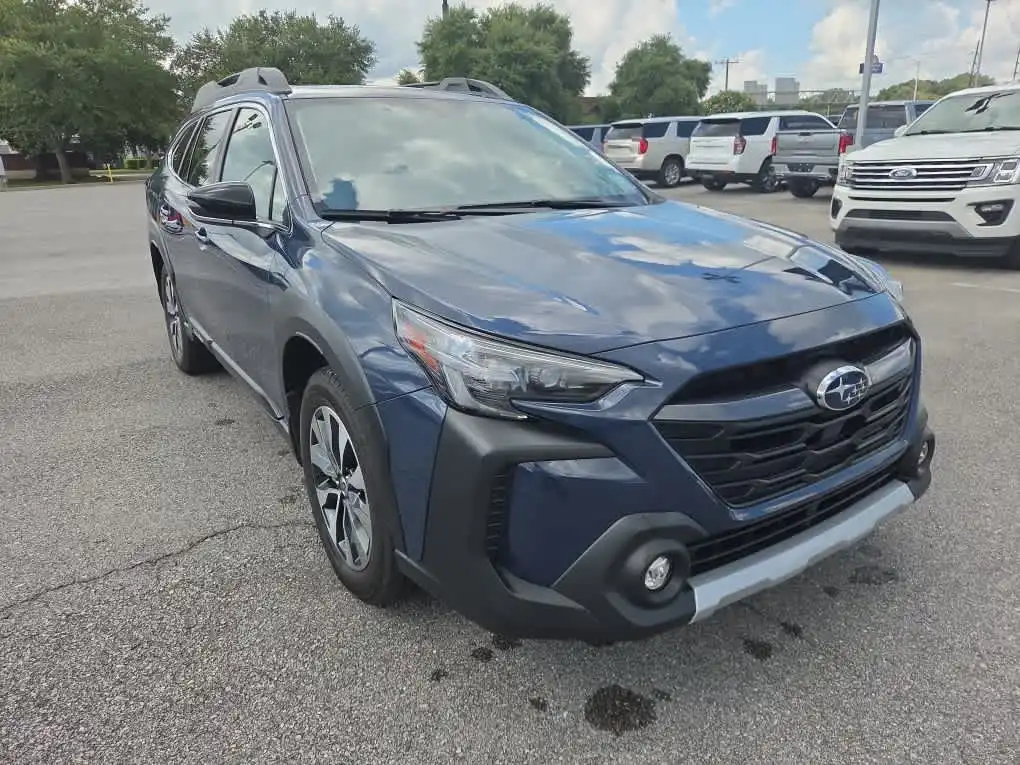 2023 Subaru Outback Limited XT's photo