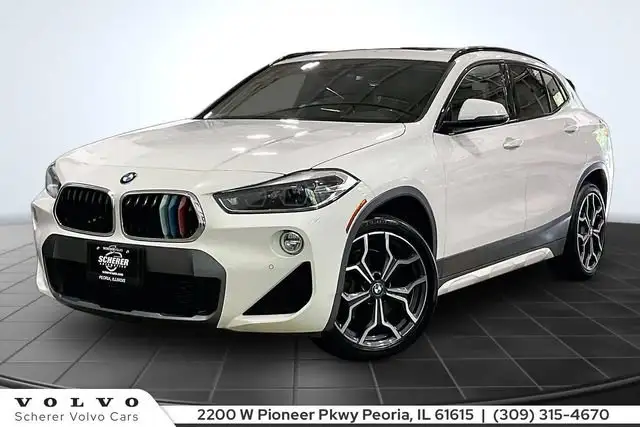 2020 BMW X2 xDrive28i's photo