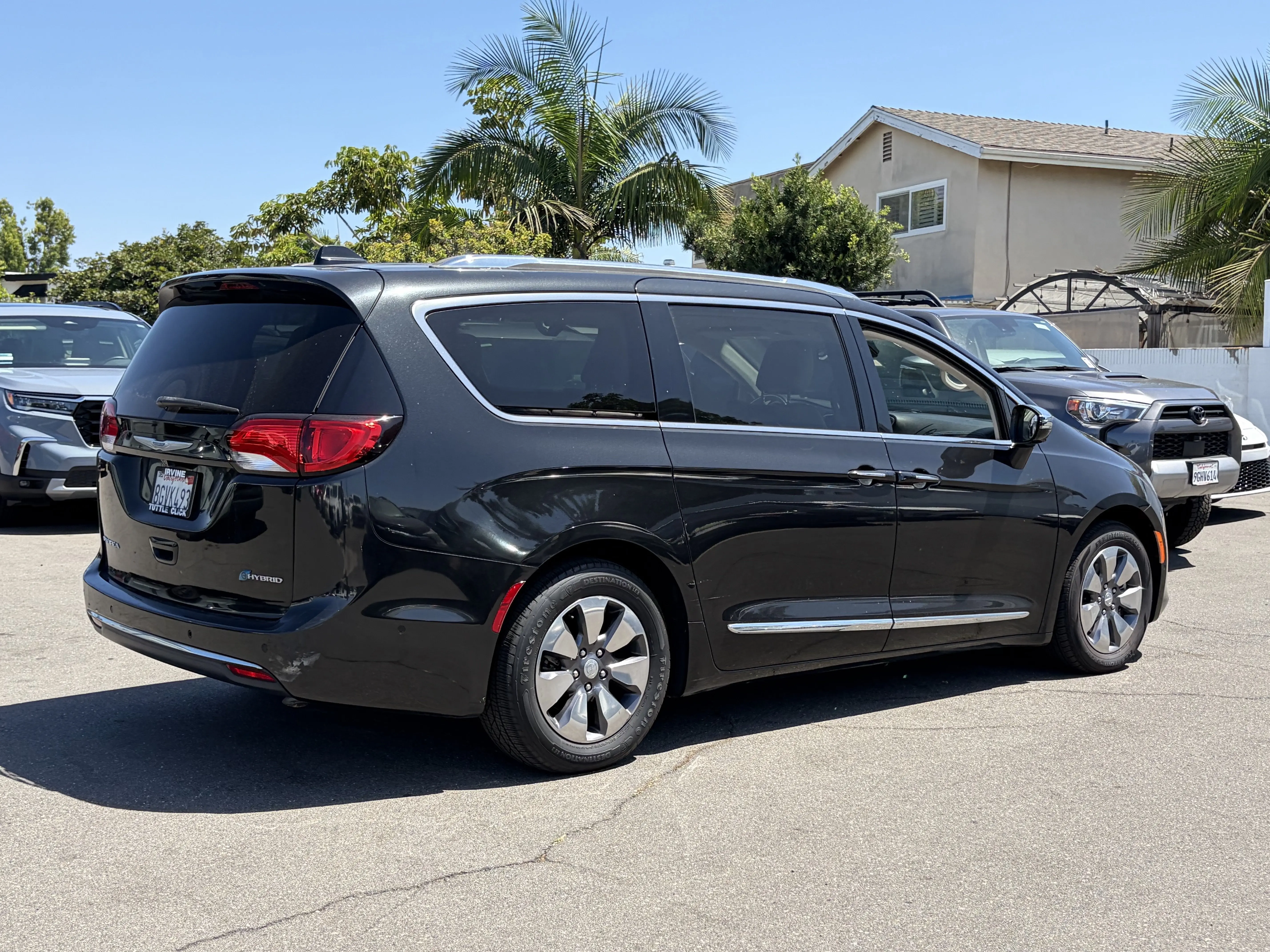 2018 Chrysler Pacifica Hybrid Limited photo 3