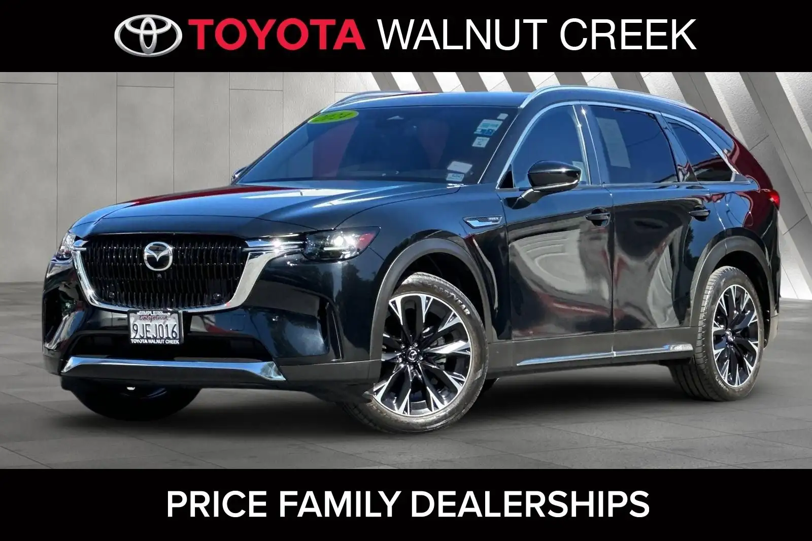 2024 Mazda CX-90 PHEV Premium Plus Package's photo