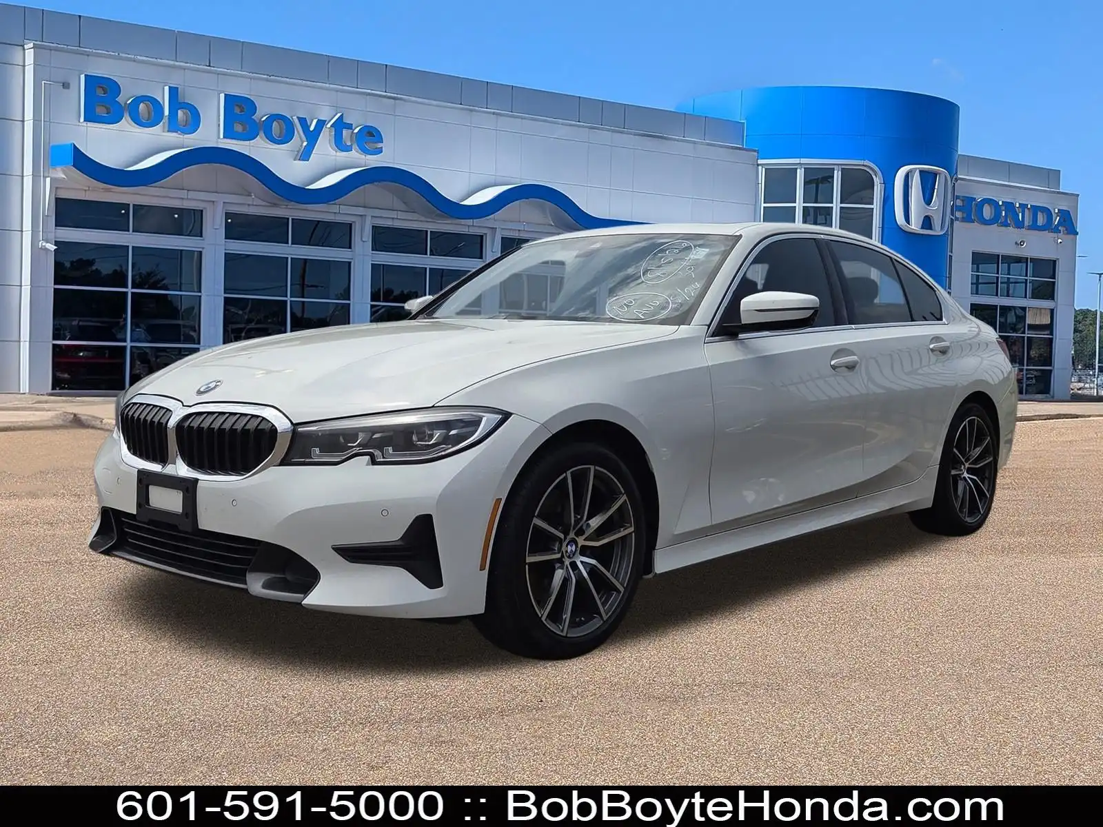 2021 BMW 3 Series 330i Sedan's photo