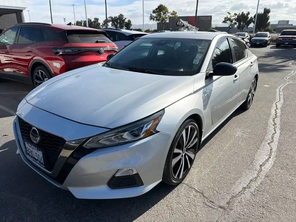 2020 Nissan Altima 2.5 SR's photo