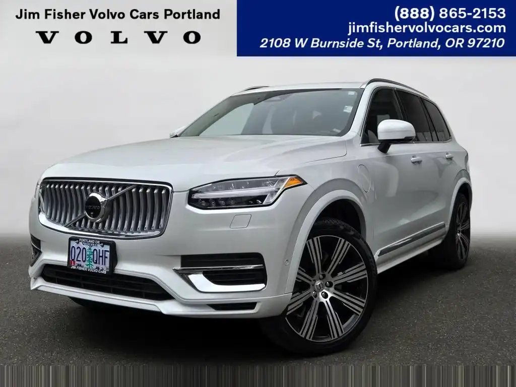 2025 Volvo XC90 T8 Recharge Plus Bright 7-Seat 4WD's photo