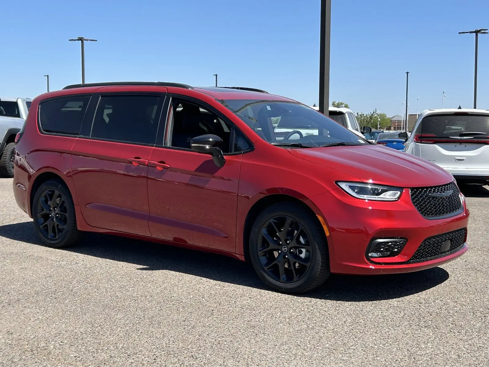 2026 Chrysler Pacifica Select photo 5