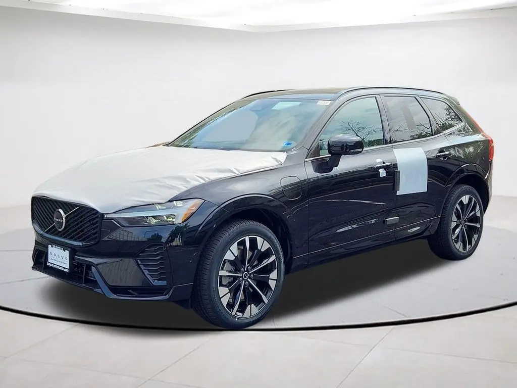 2026 Volvo XC60 T8 Plus Dark AWD photo 3