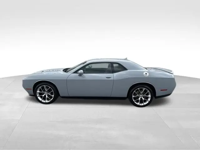 2021 Dodge Challenger SXT Auto photo 5