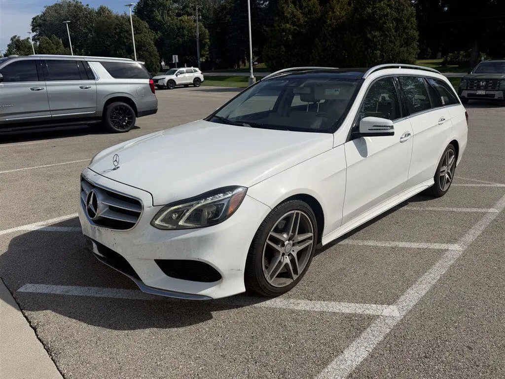 2016 Mercedes-Benz E-Class E350 Sport 4MATIC photo 3