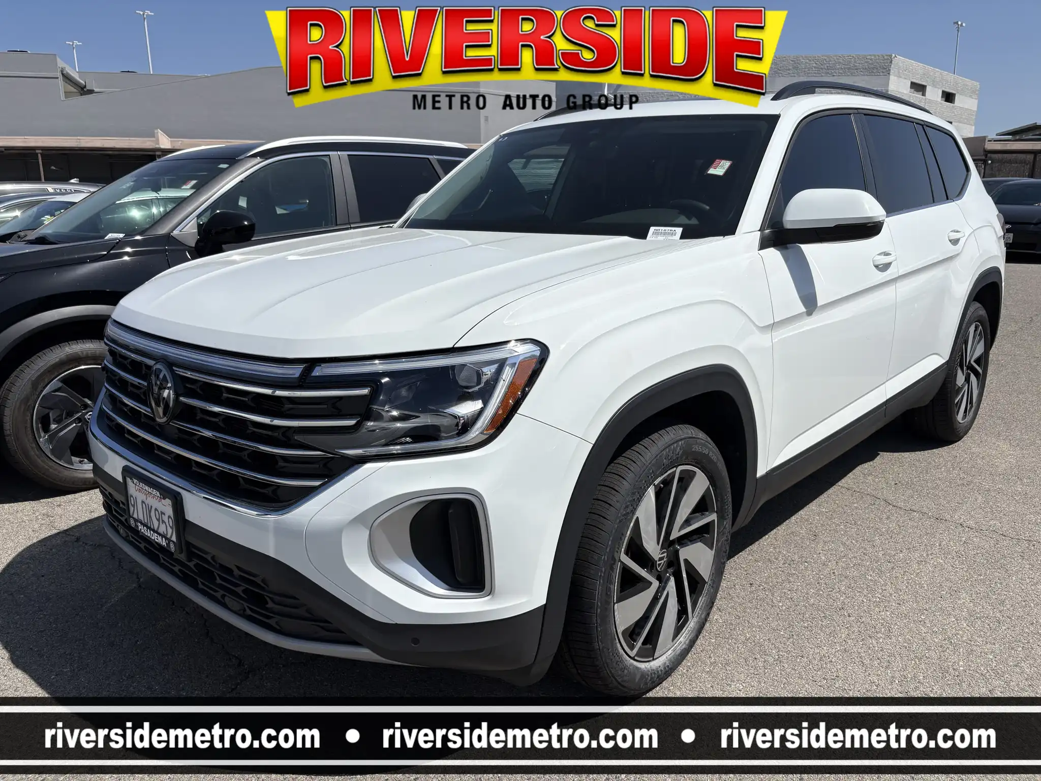 2024 Volkswagen Atlas 2.0T SE with Tech's photo