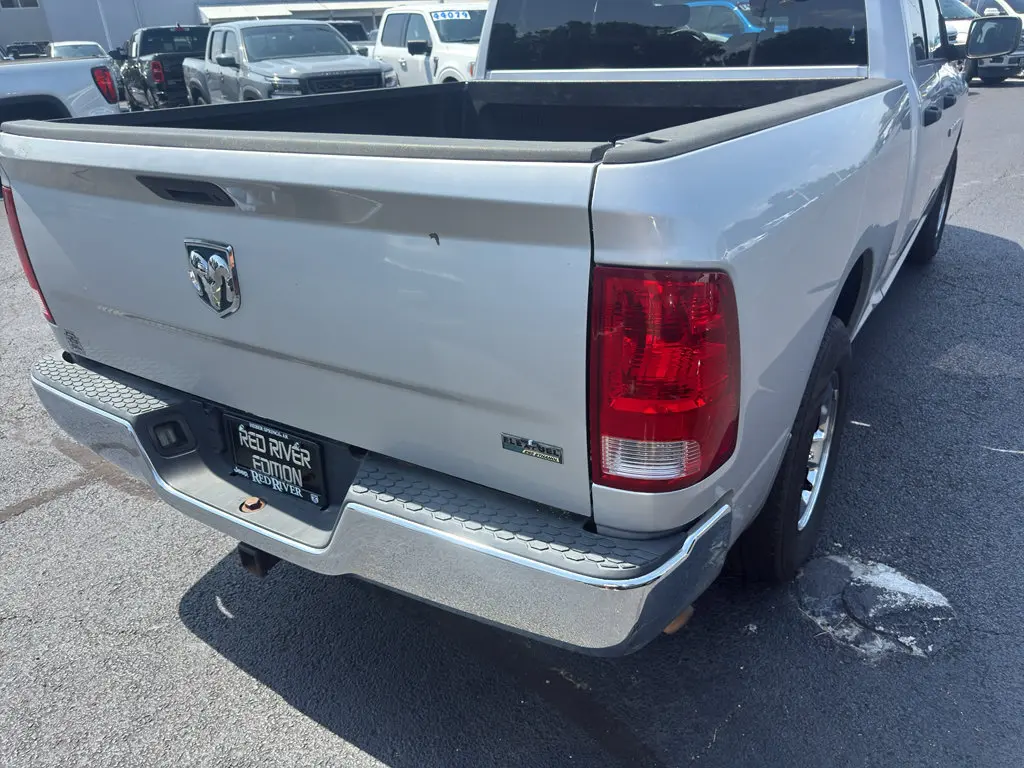 2012 RAM 1500 ST Quad Cab photo 4