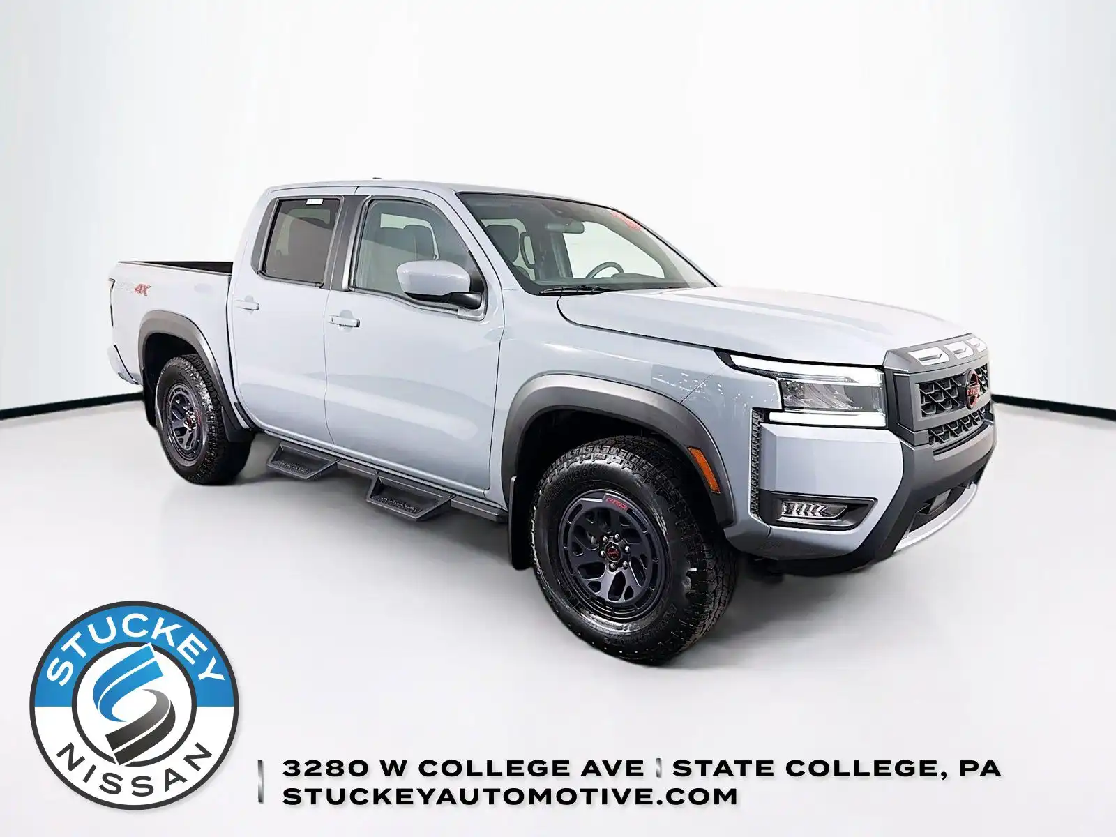 2025 Nissan Frontier PRO-4X Crew Cab 4X4's photo