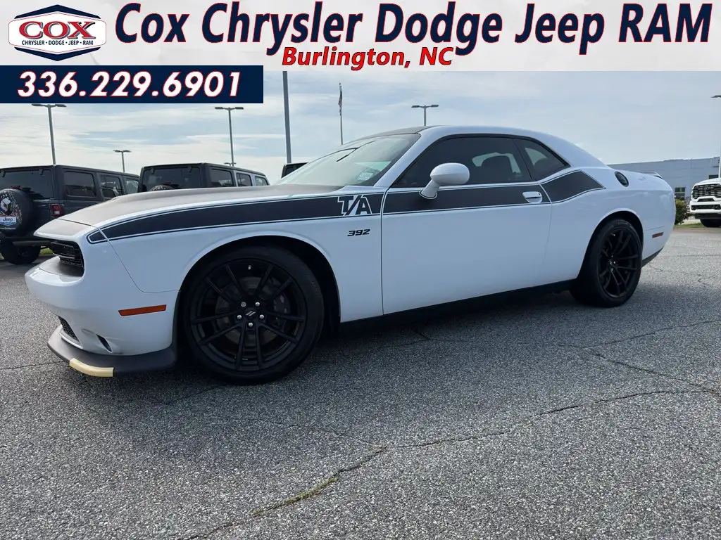 2023 Dodge Challenger R/T Scat Pack's photo