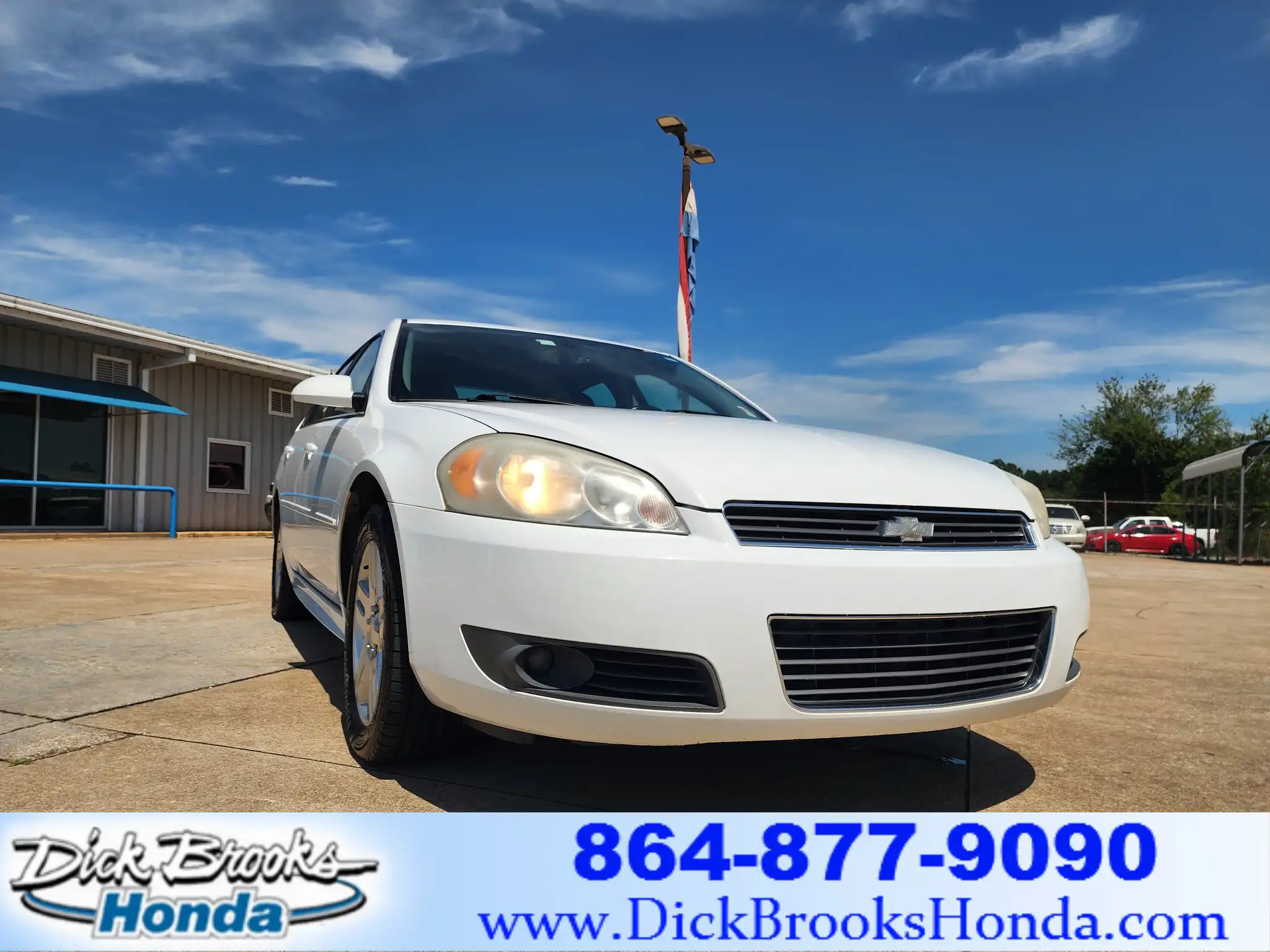2011 Chevrolet Impala LT's photo