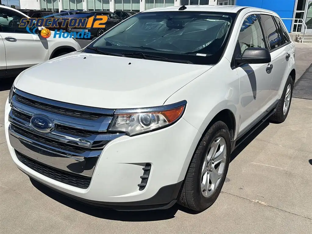 2013 Ford Edge SE photo 1